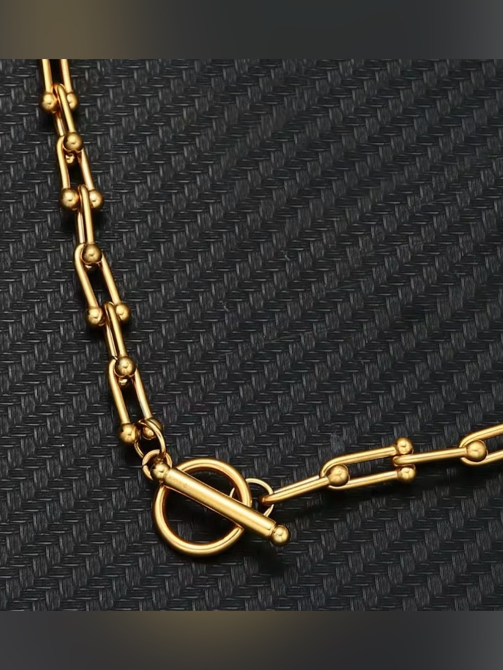 U Shape Graduated Link 18k Gold Charm Chain Necklace - Picture 4 of 5